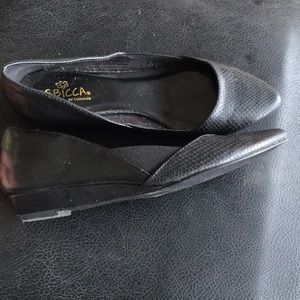 Black short wedge flats